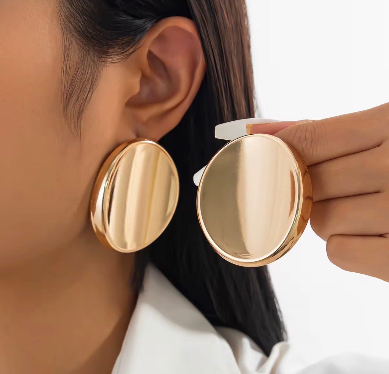 Gold Oval